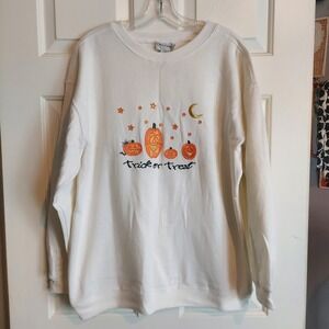 Carreau Sport White Halloween Trick or Treat Embroidered Pumpkin Sweatshirt L